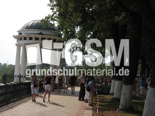 250 Jaroslawl, Wolgapromenade.JPG